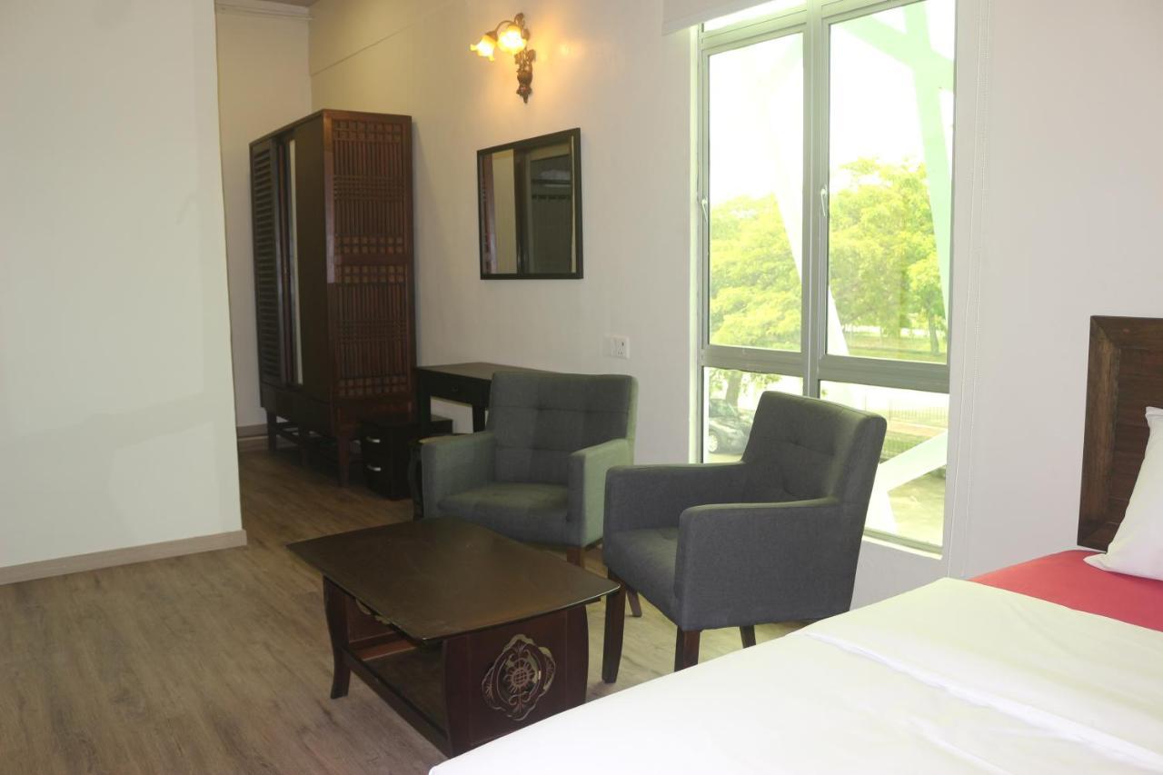 Blue Eyes Hotel Kepala Batas  Bagian luar foto