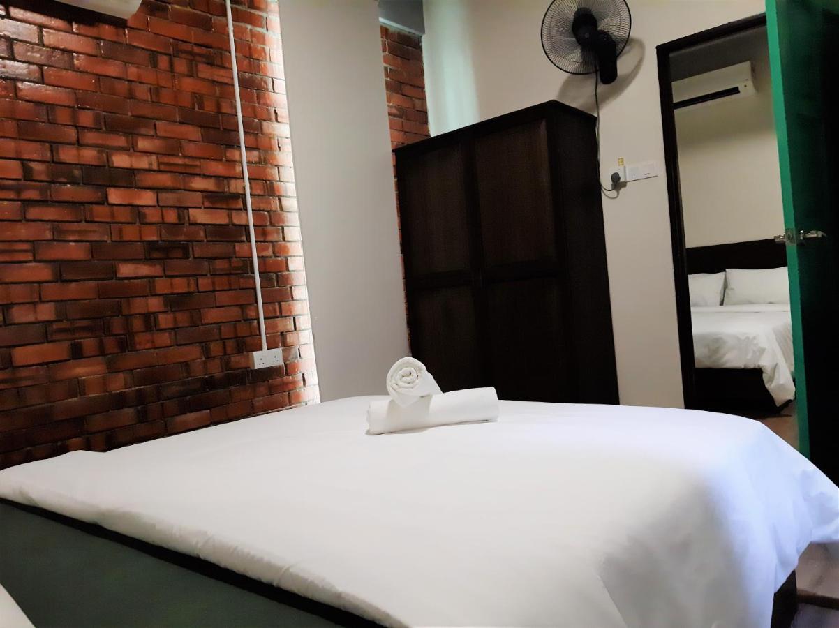Blue Eyes Hotel Kepala Batas  Bagian luar foto