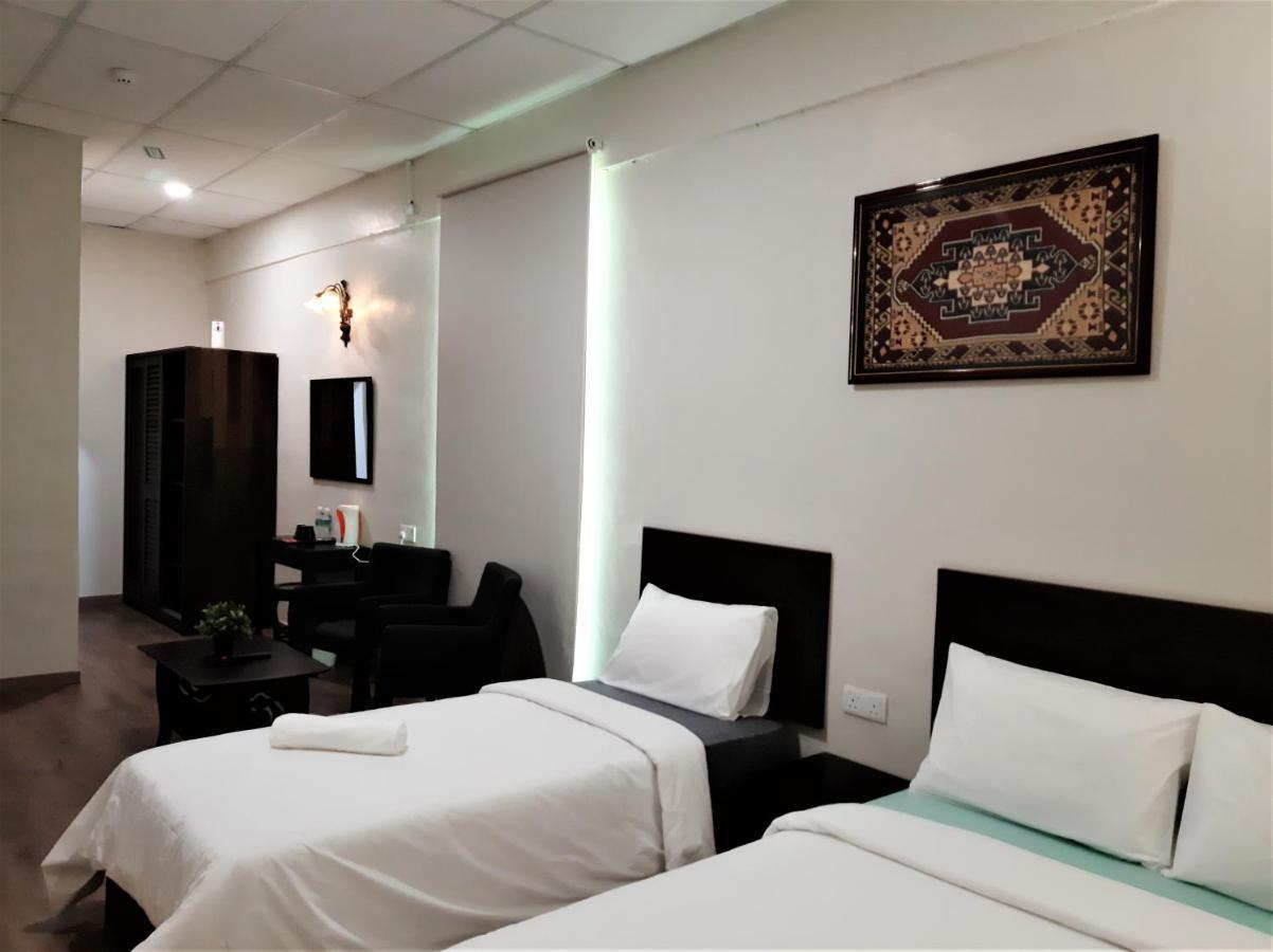 Blue Eyes Hotel Kepala Batas  Bagian luar foto